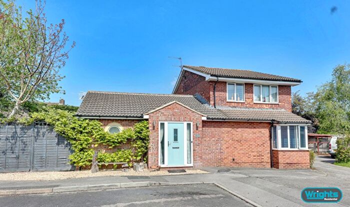 4 Bedroom Detached House For Sale In Halfway Close, Trowbridge, BA14