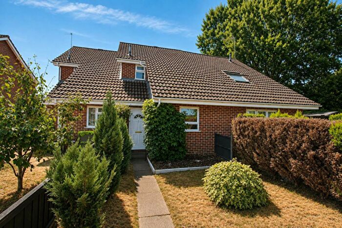 1 Bedroom Town House For Sale In Lamorna Crescent, Tilehurst, Reading, RG31