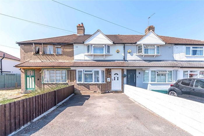 2 Bedroom Terraced House For Sale In St Johns Road, Hanworth, TW13