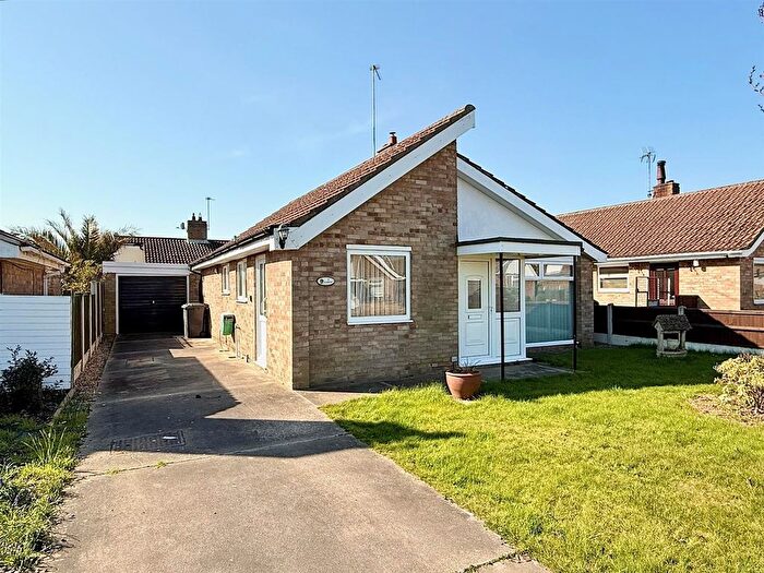 2 Bedroom Detached Bungalow For Sale In Firs Avenue, Ormesby, NR29