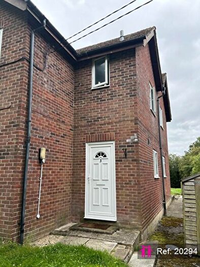 1 Bedroom Ground Maisonette To Rent In Love Lane, Newbury, RG14