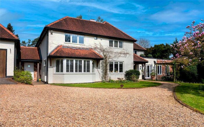 4 Bedroom Detached House For Sale In Woodlands Road, Harpsden, Henley-On-Thames, Oxfordshire, RG9