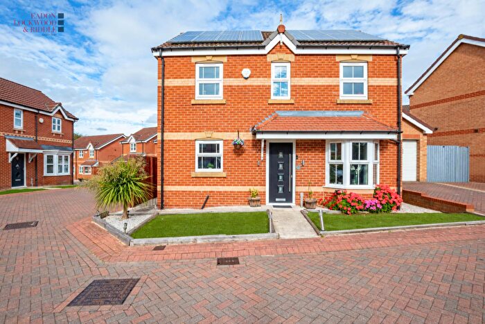 4 Bedroom Detached House For Sale In Blueberry Court, Sunnyside, Rotherham, S66