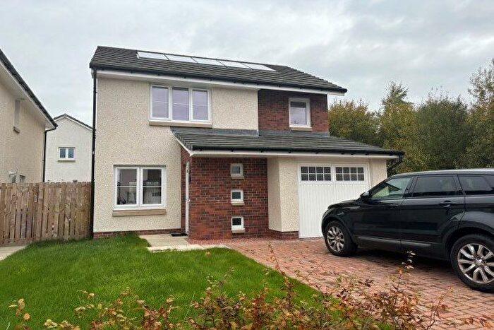 3 Bedroom Property To Rent In Elmbank Road, Stirling, FK7