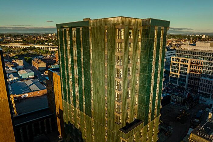 1 Bedroom Flat To Rent In Clyde Place, Glasgow, G5