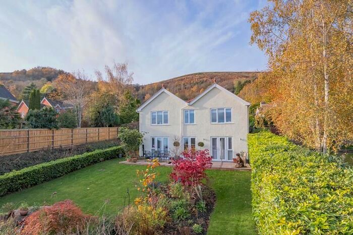 4 Bedroom Detached House For Sale In Kings Road, Malvern, WR14