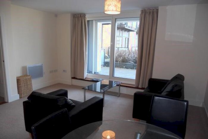 1 Bedroom Flat To Rent In Ferry Court, Cardiff, CF11