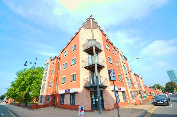 2 Bedroom Apartment To Rent In Stretford Road, Hulme, Manchester, M15