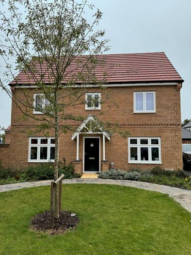 3 Bedroom Detached House To Rent In Ronaldsay Grove, Whitehouse, Milton Keynes, MK8