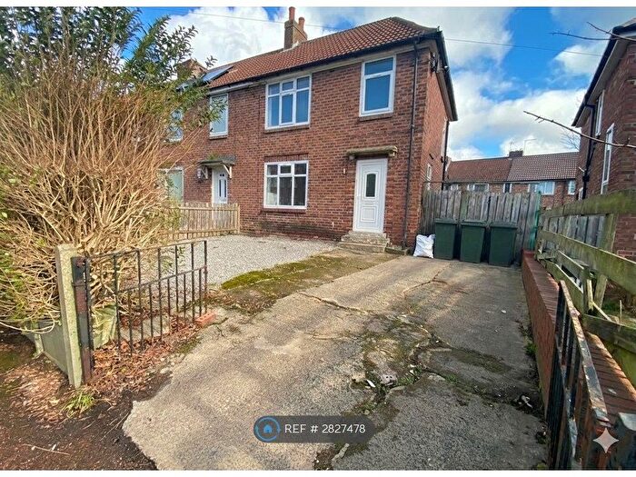 3 Bedroom Terraced House To Rent In Royal Crescent, Newcastle Upon Tyne, NE4