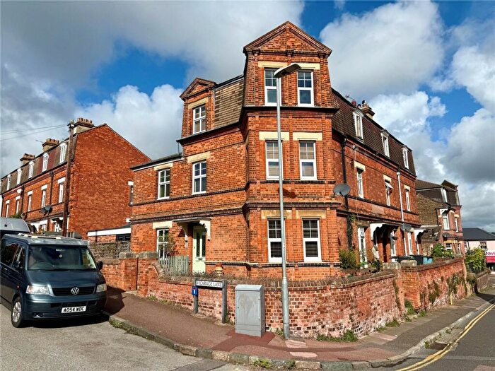 3 Bedroom End Of Terrace House For Sale In Vicarage Lane, Eastbourne, East Sussex, BN20