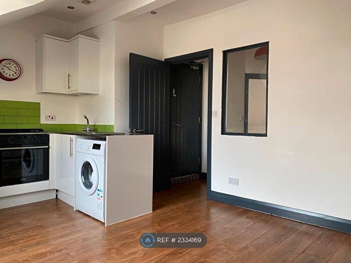2 Bedroom Flat To Rent In Church Road, Redfield, Bristol, BS5