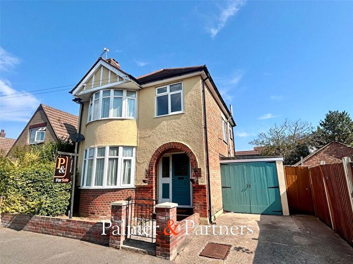 3 Bedroom Detached House For Sale In Knox Road, Clacton-On-Sea, Essex, CO15