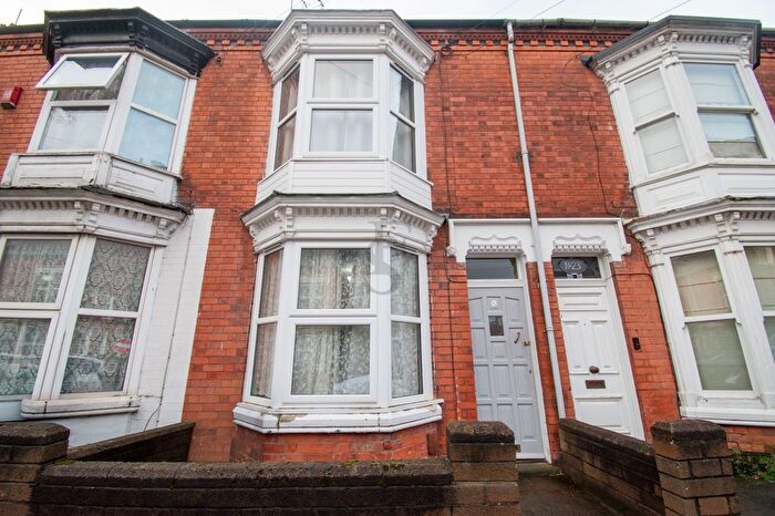 3 Bedroom Terraced House For Sale In Noel Street, Leicester, LE3