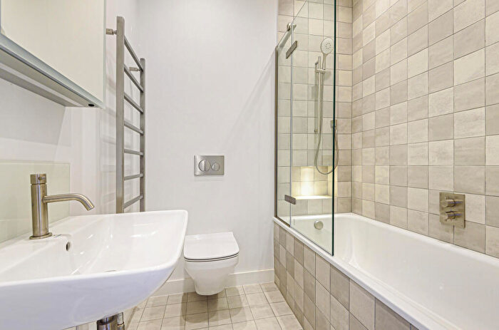 2 Bedroom Apartment To Rent In Parkhill Road, Belsize Park, NW3