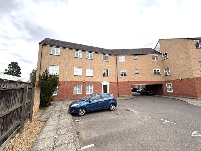 2 Bedroom Flat To Rent In Abbeygate Court, March, PE15