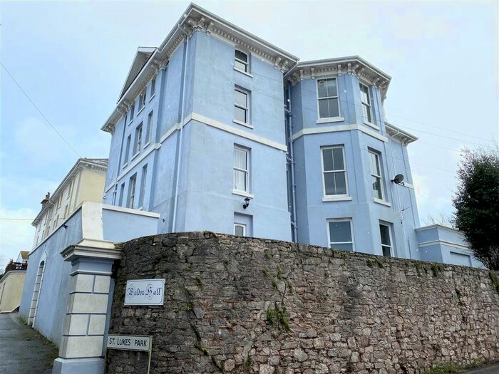 Studio To Rent In St. Lukes Park, Torquay, TQ2