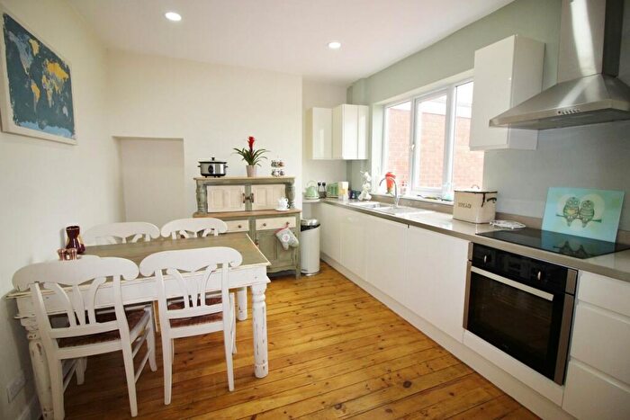 3 Bedroom Semi-Detached House To Rent In Balmoral Road, Woodhouse, Sheffield, S13