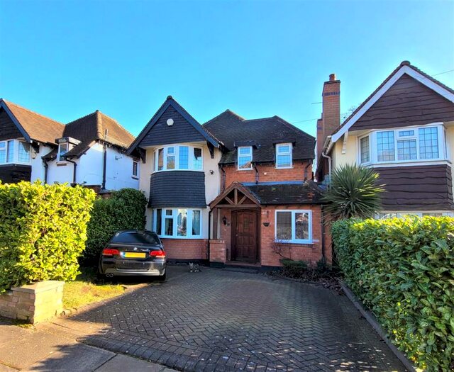 4 Bedroom Link Detached House To Rent In Lloyd Road, Handsworth Wood, Birmingham, B20