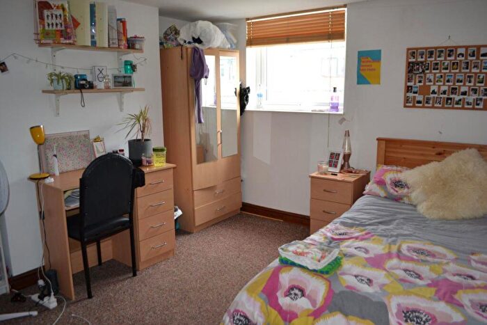 5 Bedroom House To Rent In Totnes Grove, B29