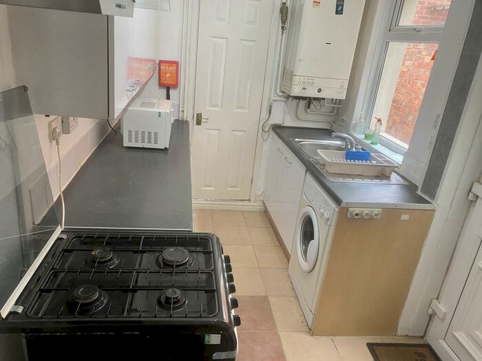 1 Bedroom Terraced House To Rent In Room Hubert Road, B29
