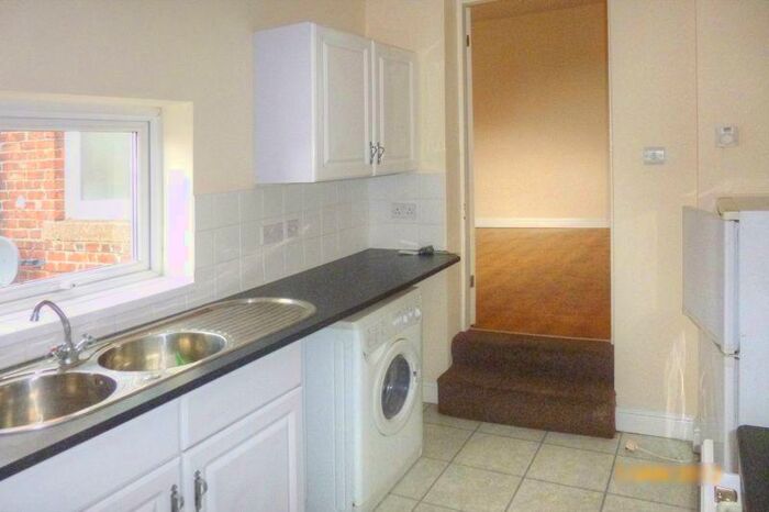 2 Bedroom Apartment To Rent In Salters Road, Gosforth, NE3
