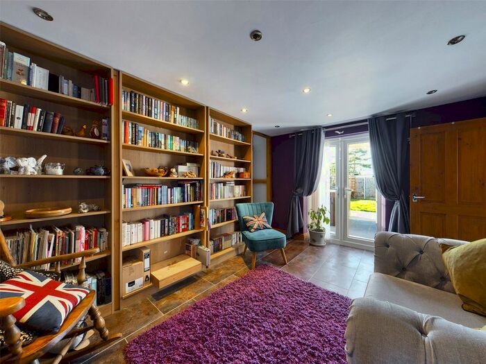 5 Bedroom Detached House For Sale In Foster Close, Timberland, LN4
