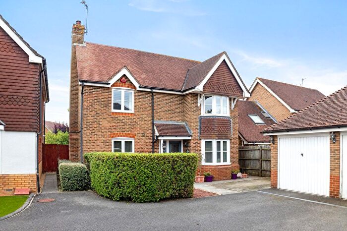 3 Bedroom Detached House For Sale In Chanctonbury, Ashington, RH20