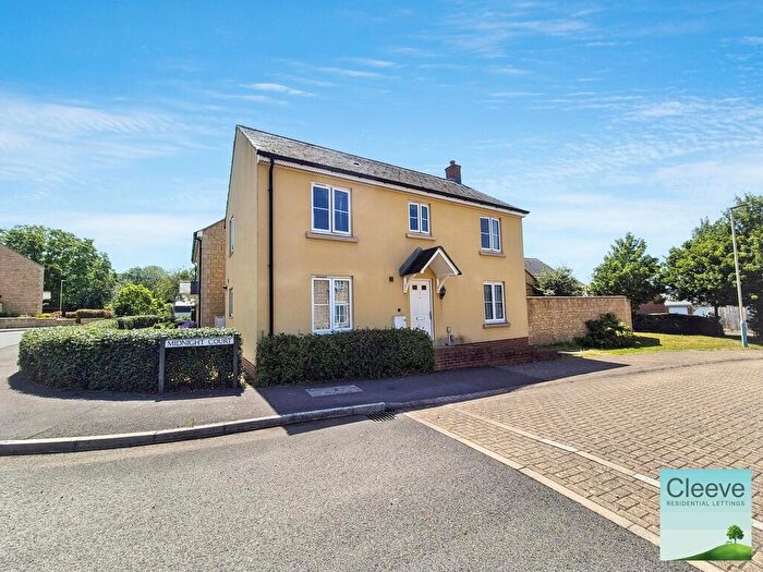4 Bedroom Detached House To Rent In Midnight Court, GL52