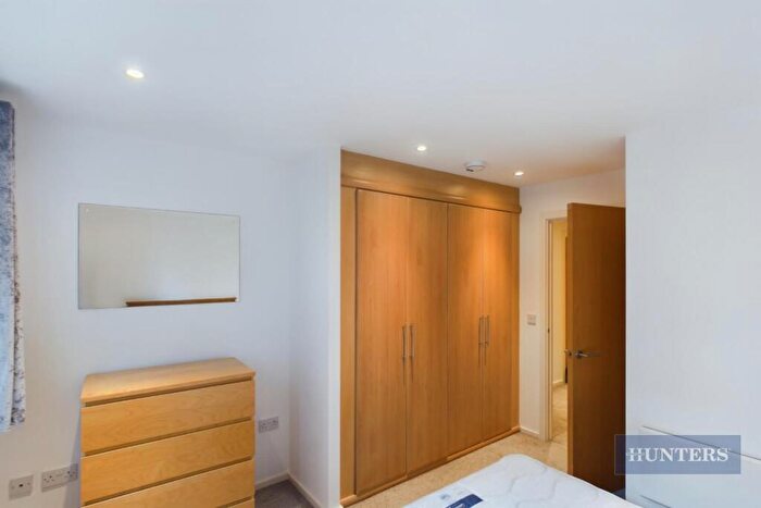 1 Bedroom Flat To Rent In Sirocco, Channel Way, Southampton, SO14