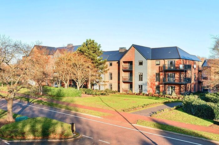2 Bedroom Apartment To Rent In Westland Place, Kings Hill, West Malling, ME19