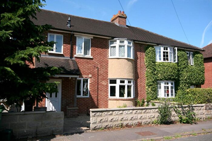 1 Bedroom Apartment To Rent In Wootton Road, Abingdon, OX14