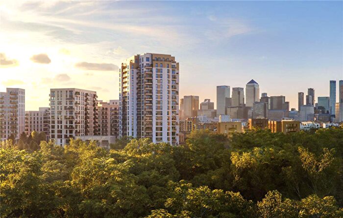 2 Bedroom Flat To Rent In Lavender Way, London, E3