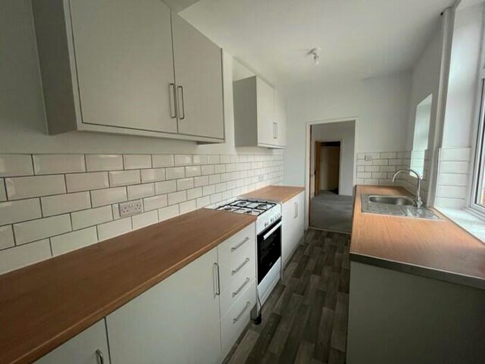 2 Bedroom Semi-Detached House To Rent In Forest Road, Sutton-In-Ashfield, NG17
