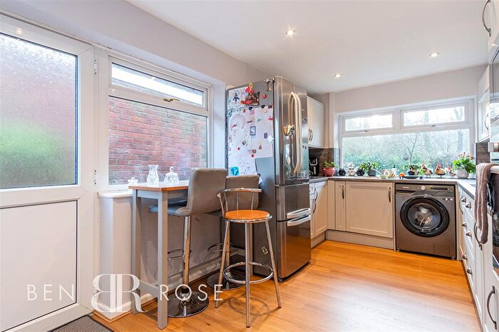 3 Bedroom Detached Bungalow For Sale In Cumberland Avenue, Leyland, PR25