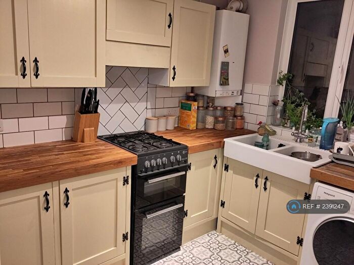 2 Bedroom Terraced House To Rent In Stratton Close, Portsmouth, PO6