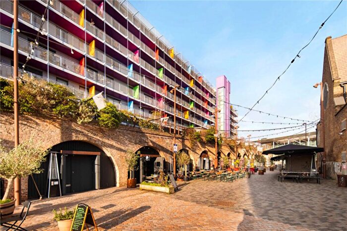 2 Bedroom Flat For Sale In Deptford High Street, London, SE8