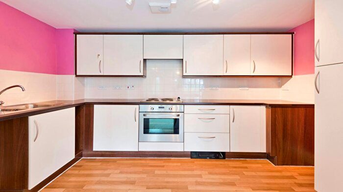 1 Bedroom Flat To Rent In Blenheim Court, Kingsquarter, Maidenhead, SL6