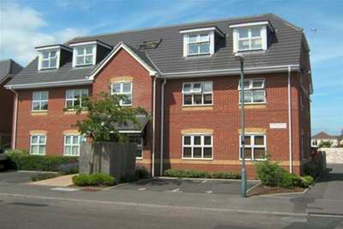 2 Bedroom Flat To Rent In Paisley Road, Southbourne BH6