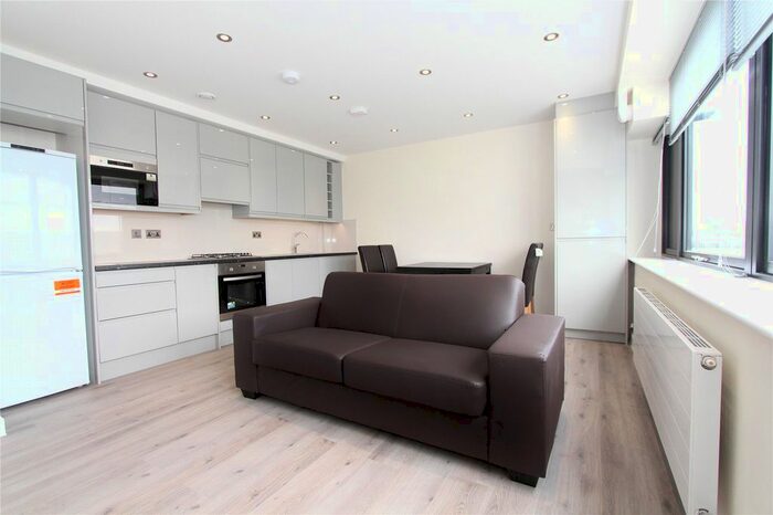 1 Bedroom Flat To Rent In Honeypot Lane, Stanmore, HA7