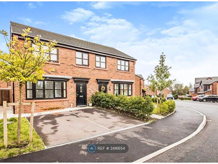 3 Bedroom Semi-Detached House To Rent In Scholars Avenue, Salford, M6