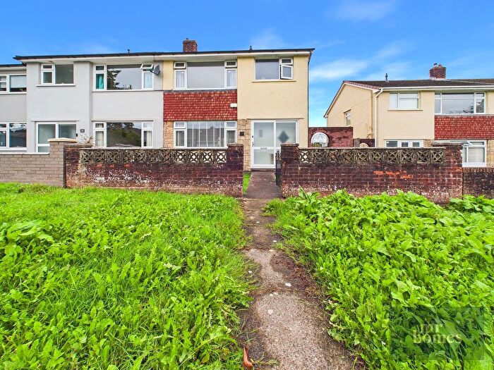3 Bedroom Semi-Detached House For Sale In Penmaen Walk, Michaelston, Cardiff, CF5