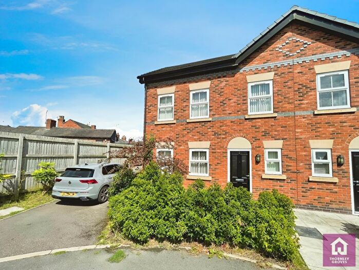 3 Bedroom Semi-Detached House To Rent In Britannia Close, Crewe, Cheshire, CW1