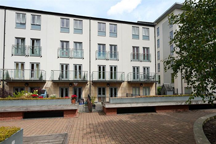 5 Bedroom Town House For Sale In Kings Pool Walk, York City Centre, YO1