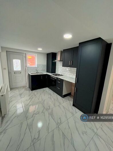 1 Bedroom Flat To Rent In Oak Avenue, New Ollerton, Newark, NG22