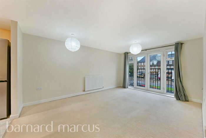 1 Bedroom Flat For Sale In Green Lane, Morden, SM4