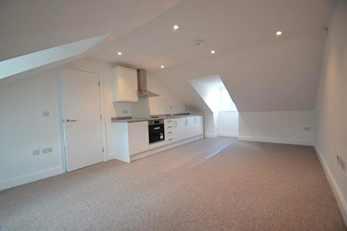 1 Bedroom Flat To Rent In South Street, Bishops Stortford, CM23