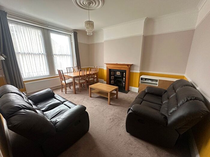 1 Bedroom Flat To Rent In Temple Road, London, N8