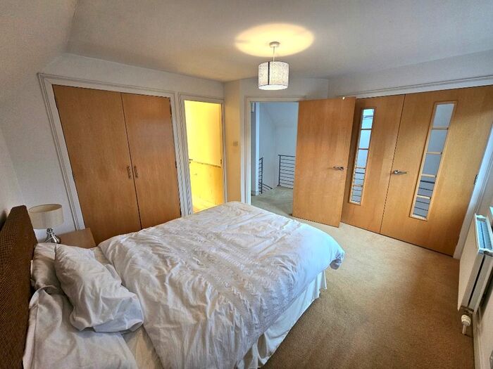 2 Bedroom End Of Terrace House To Rent In Queen's Lane South, City Centre, Aberdeen, AB15