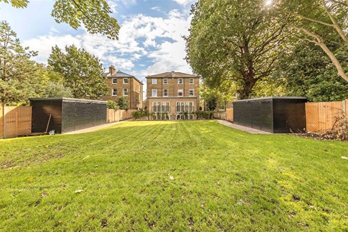 2 Bedroom Flat For Sale In Northbrook Road, London, SE13